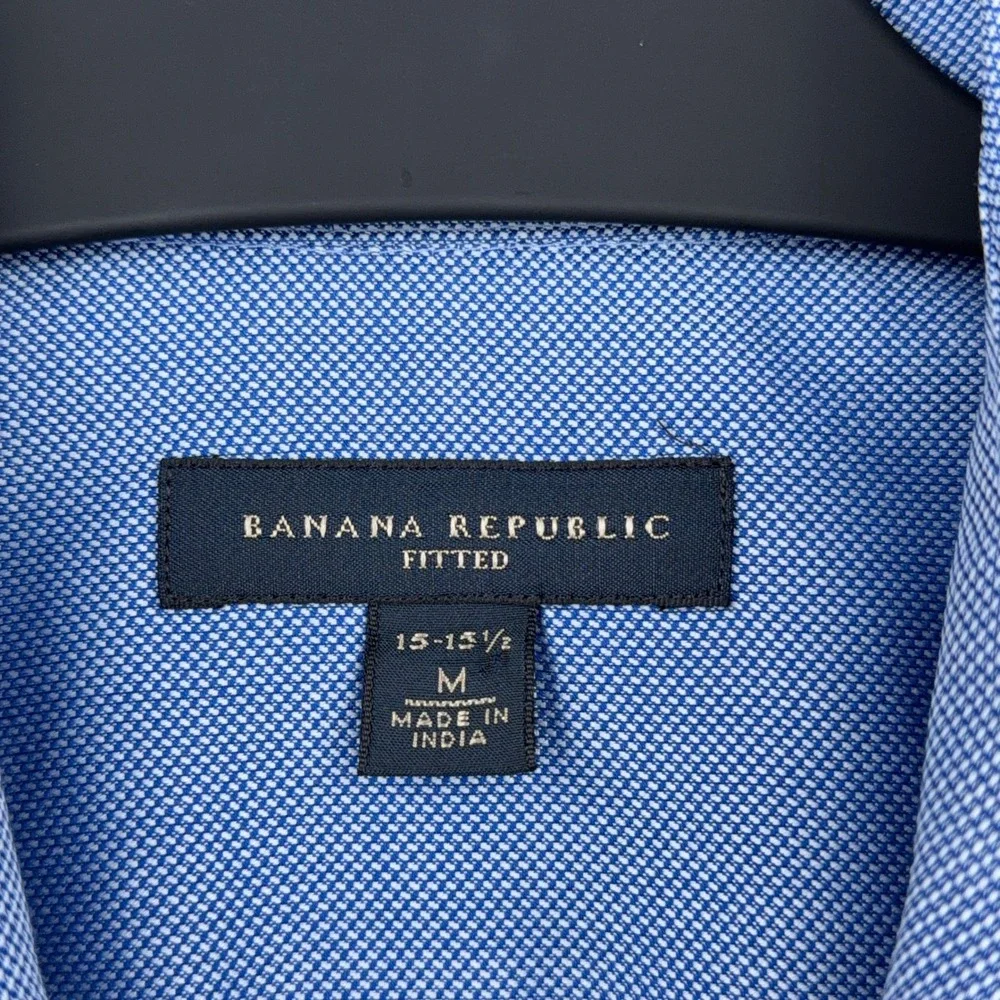 Banana Republic Fitted Dress Shirt Mens M 100% Cotton Blue Long Sleeve 15-15.5